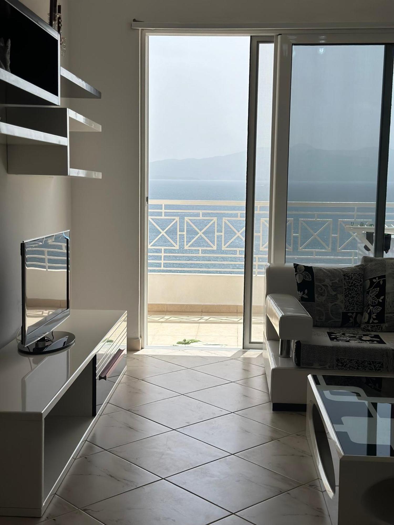 Tini Sea View Apartment Sarande Luaran gambar